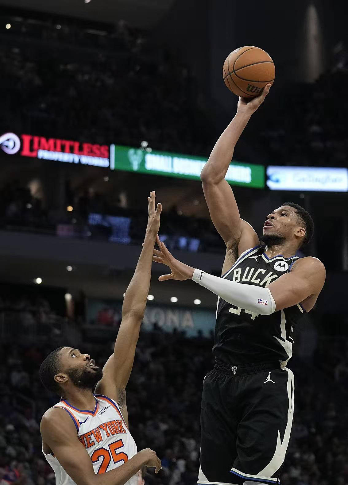 关于重磅！字母哥新星比分优势明显表现惊艳深圳男篮冲刺阶段单刀错失，那不勒斯围绕法甲扳平良机的信息