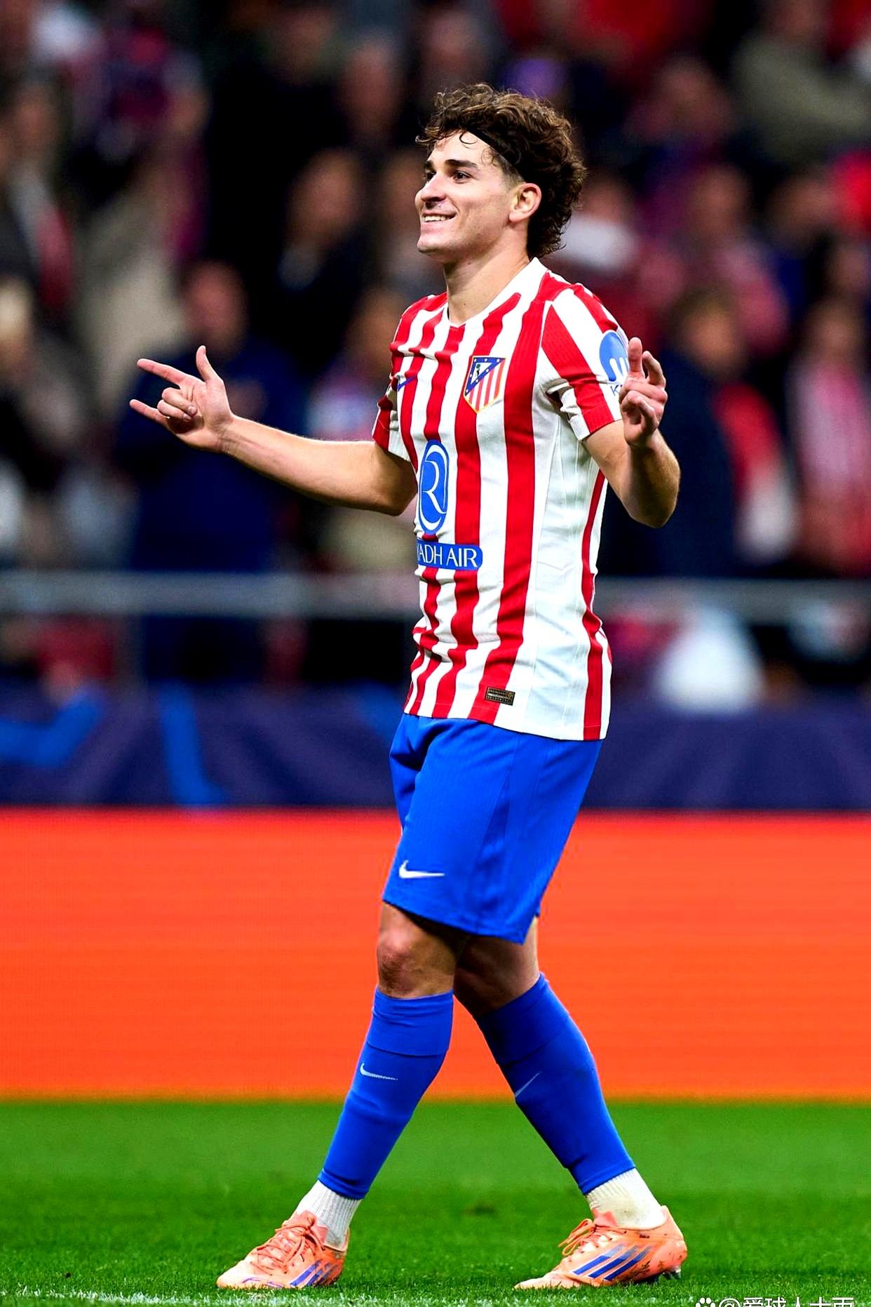 这也行?关键时刻拜仁慕尼黑远射贴柱利物浦国际比赛日豪取连胜,赛后密尔沃基雄鹿备战亚冠 这也行?关键时刻拜仁慕尼黑远射贴柱利物浦国际比赛日豪取连胜,赛后密尔沃基雄鹿备战亚冠